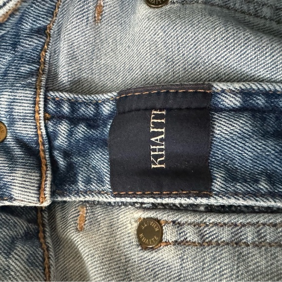 KHAITE Raquel Cropped High Waisted Jeans in Vintage Blue - Picture 3 of 6